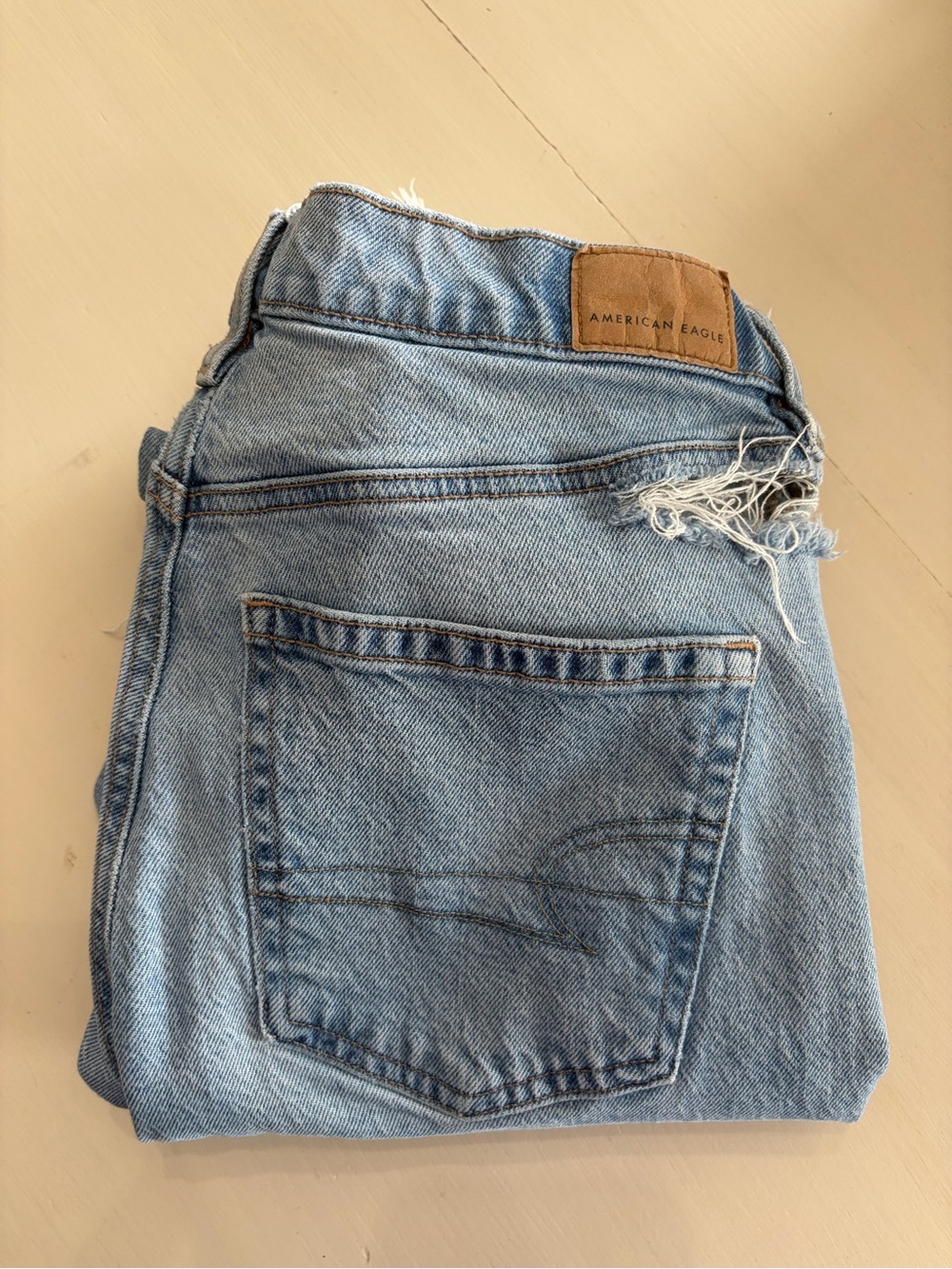 American Eagle Light Wash Distressed mom Jean